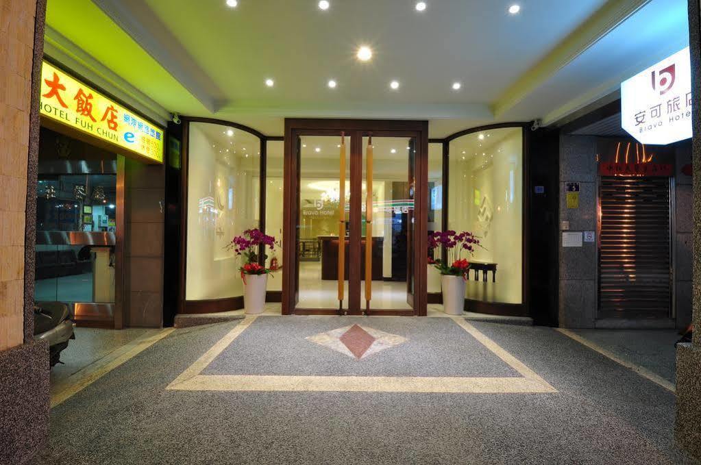 บราโว โฮเต็ล Hotel ไถจง ภายนอก รูปภาพ